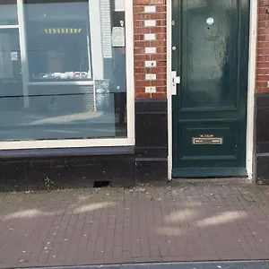 Iru, Not For Parties, Not A Hotel, With No Kitchen , Amsterdam Niederlande